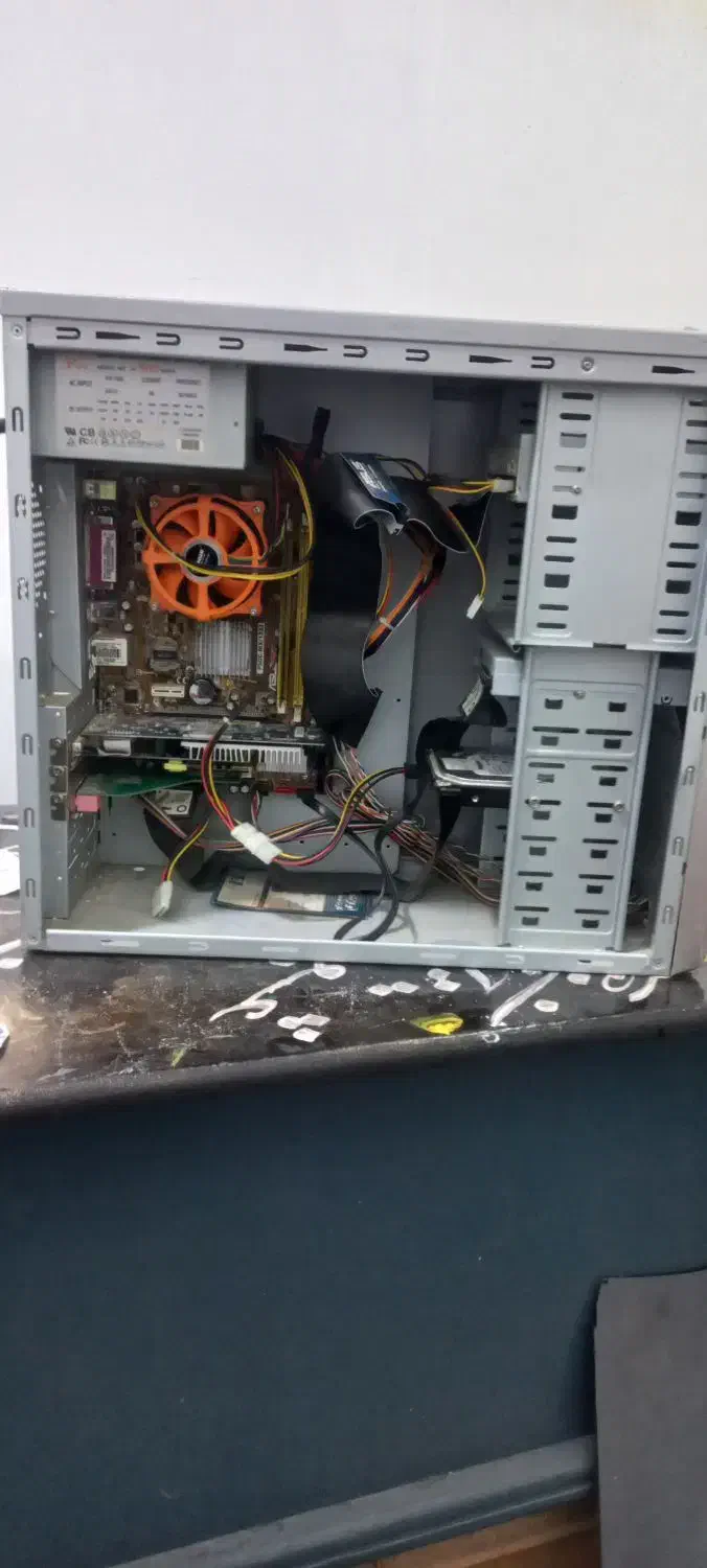 کیس کامپیوتر سالم همراه ویندوز هفت|رایانه رومیزی|اسلامآباد غرب, |دیوار