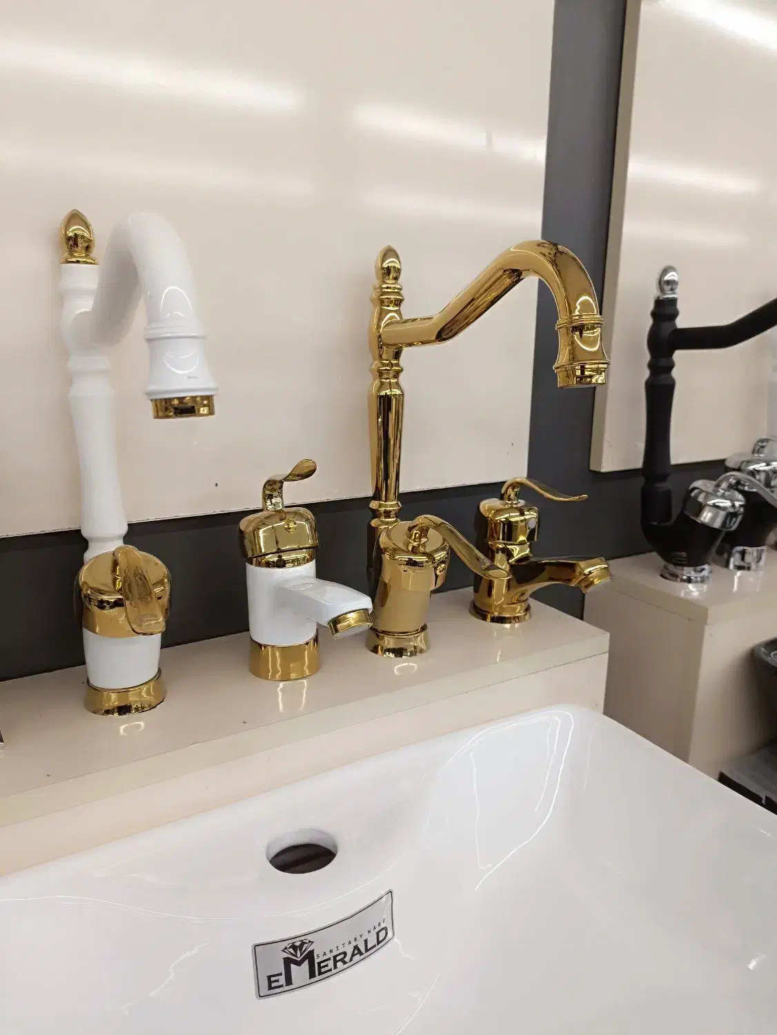 دسته کامل شیرآلات قاجاری شامل گارانتی|مصالح و تجهیزات ساختمان|تهران, وردآورد|دیوار