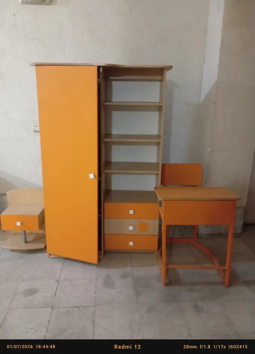 کمد ونیمکت|جاکفشی، کمد، دراور|محمدشهر, شهرک چمران|دیوار