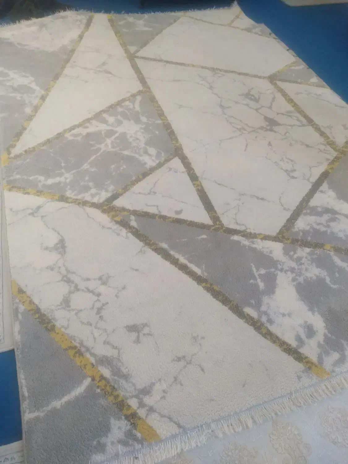 گلیم فرش پرزدار|گلیم، جاجیم، گبه|اسلامآباد غرب, |دیوار