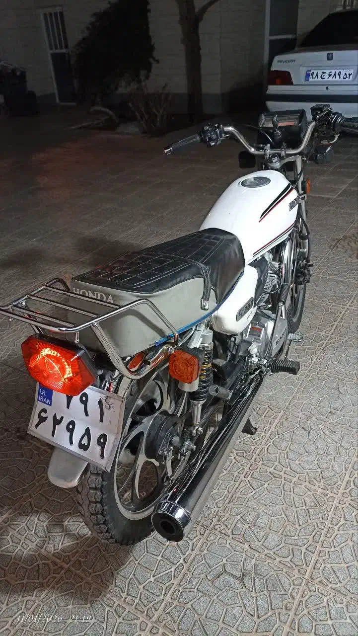 کبیر ۲۰۰ در حد|موتورسیکلت|بیرجند, |دیوار