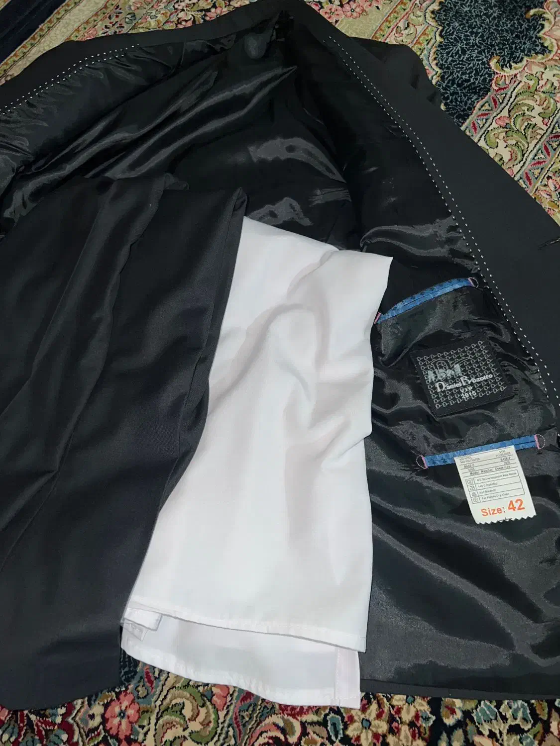 کت و شلوار خشک|لباس|زهک, |دیوار