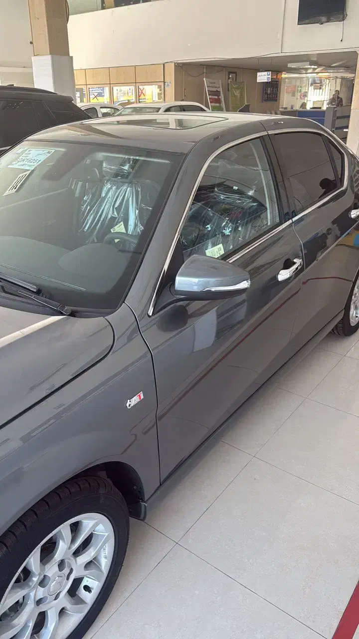 دنا پلاس توربو آپشنال ۶ دنده|خودرو سواری و وانت|شیراز, تندگویان|دیوار