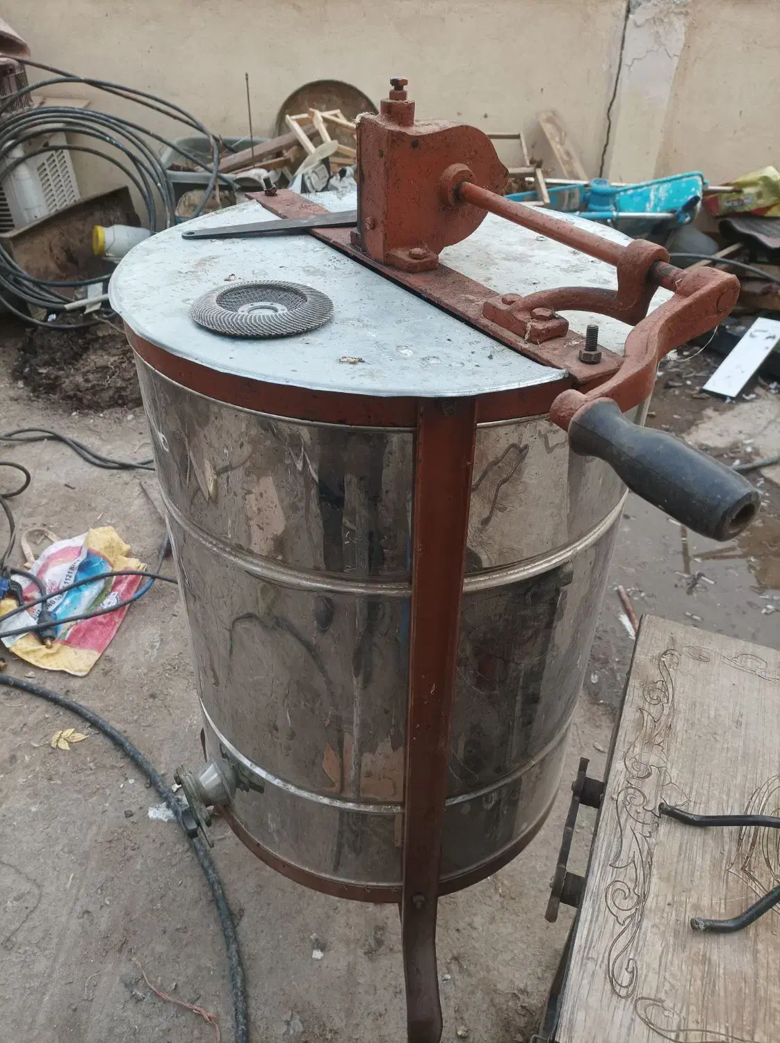 فروش دستگاه عسل گیر|ماشین‌آلات صنعتی|محمدشهر, سیدآباد|دیوار