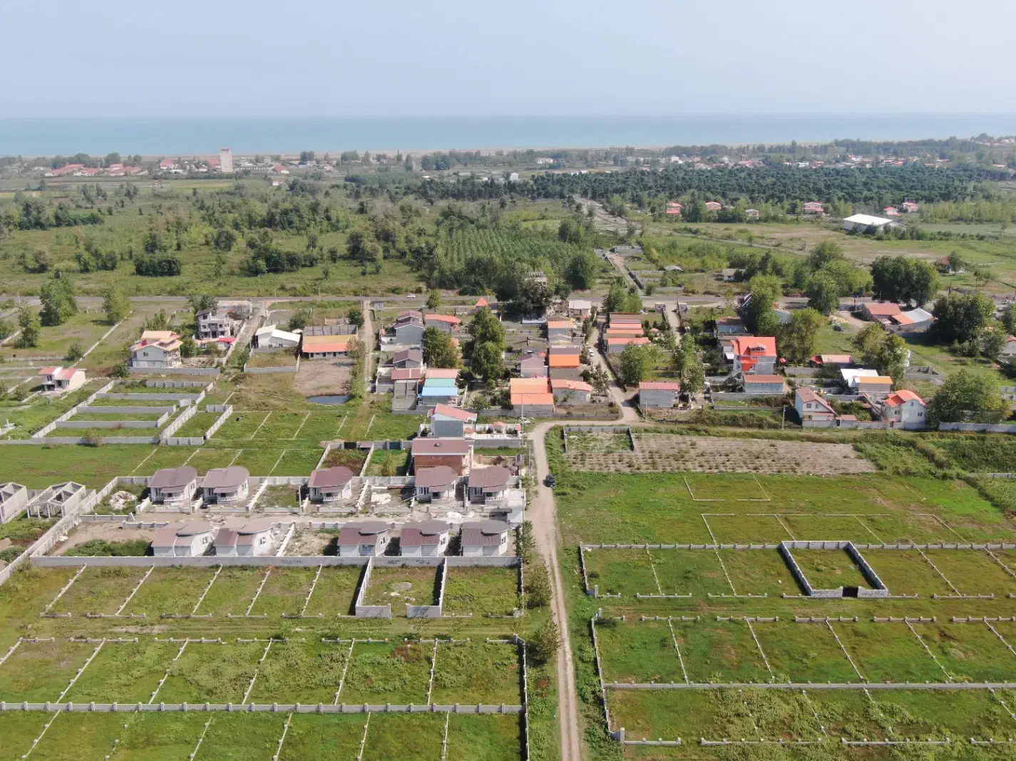 زمین قواره کوچیک با نامه مستثنیات|فروش زمین و ملک کلنگی|سنگر, |دیوار