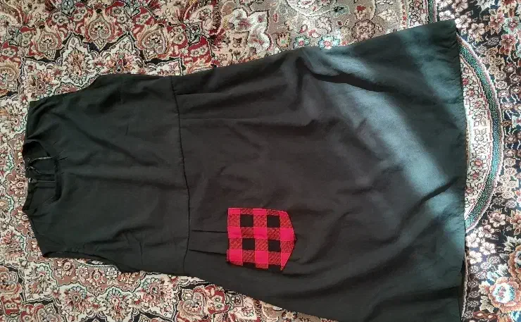 سرافون|لباس|سنقر, |دیوار