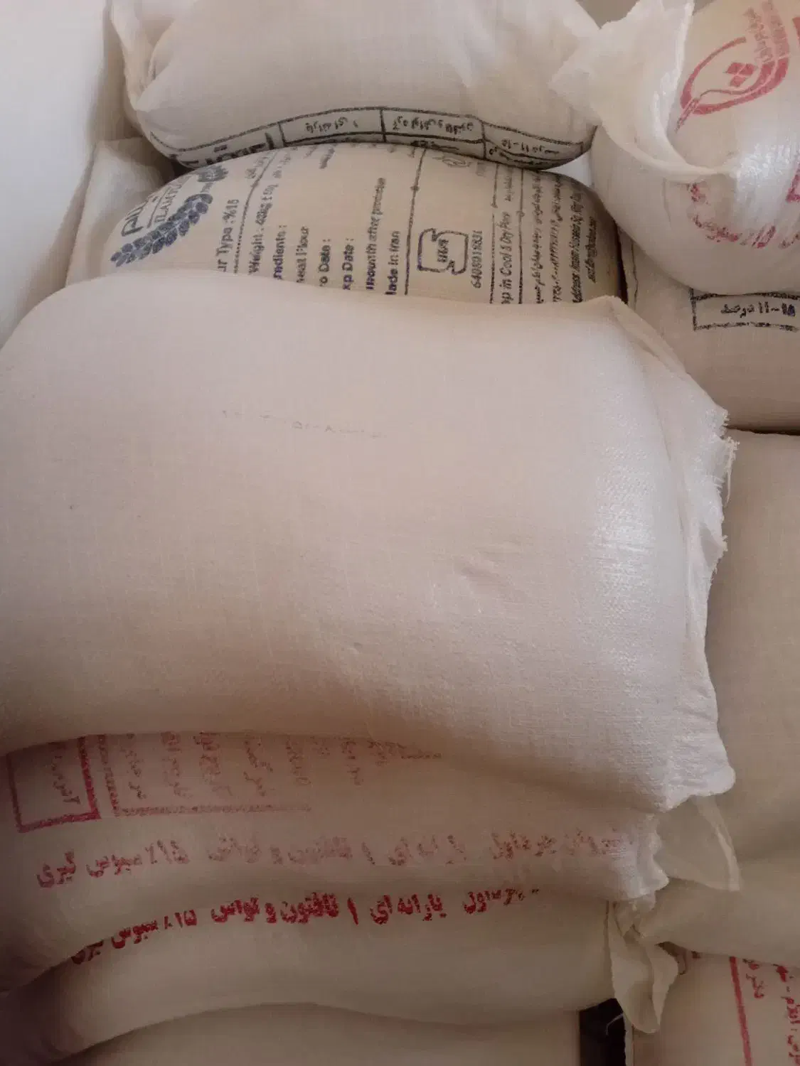 عنبربو خوش عطر سرابکلان با آب زلال چشمه سرابکلان|خوردنی و آشامیدنی|کارزان, |دیوار