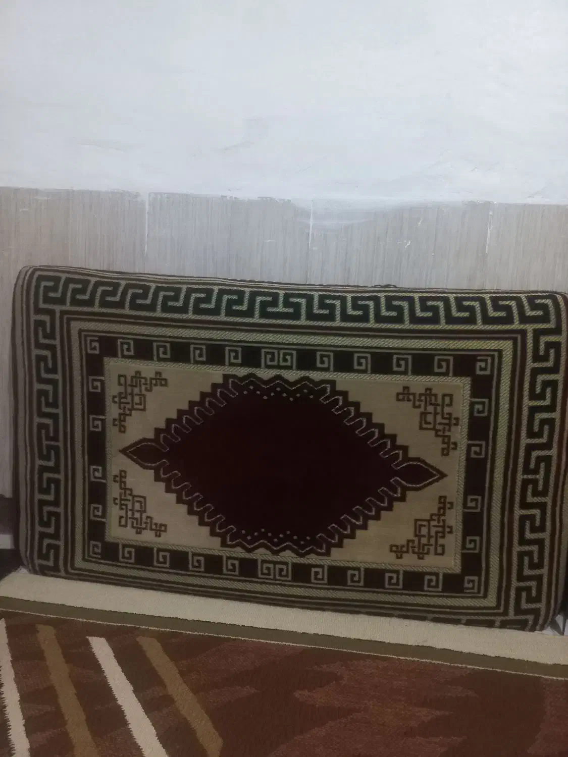 چهار عدد پشتی|پشتی|کرج, خرمدشت|دیوار