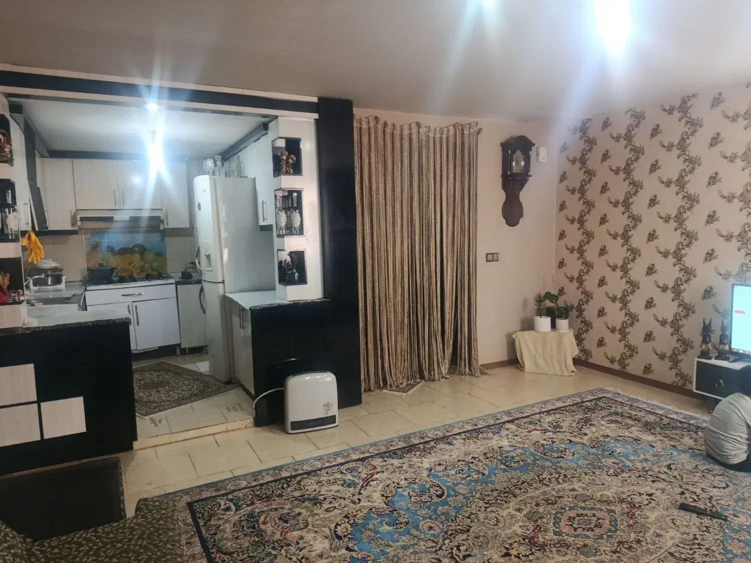 واحد هشتاد و پنج متری مجتمع ونوس با پارکینگ|فروش آپارتمان|گلبهار, شهر جدید گلبهار|دیوار