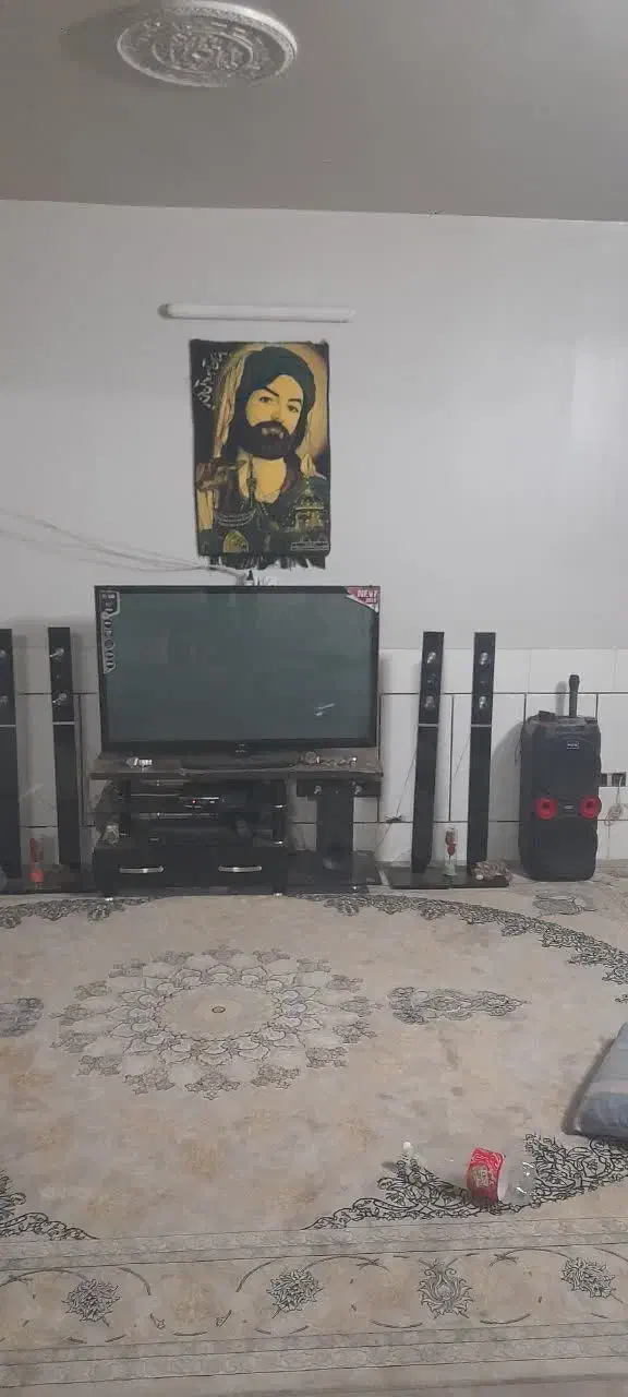 اجاره منزل دربست ۱۰۵ نبوی منش|اجارهٔ خانه و ویلا|خمینی‌شهر, |دیوار