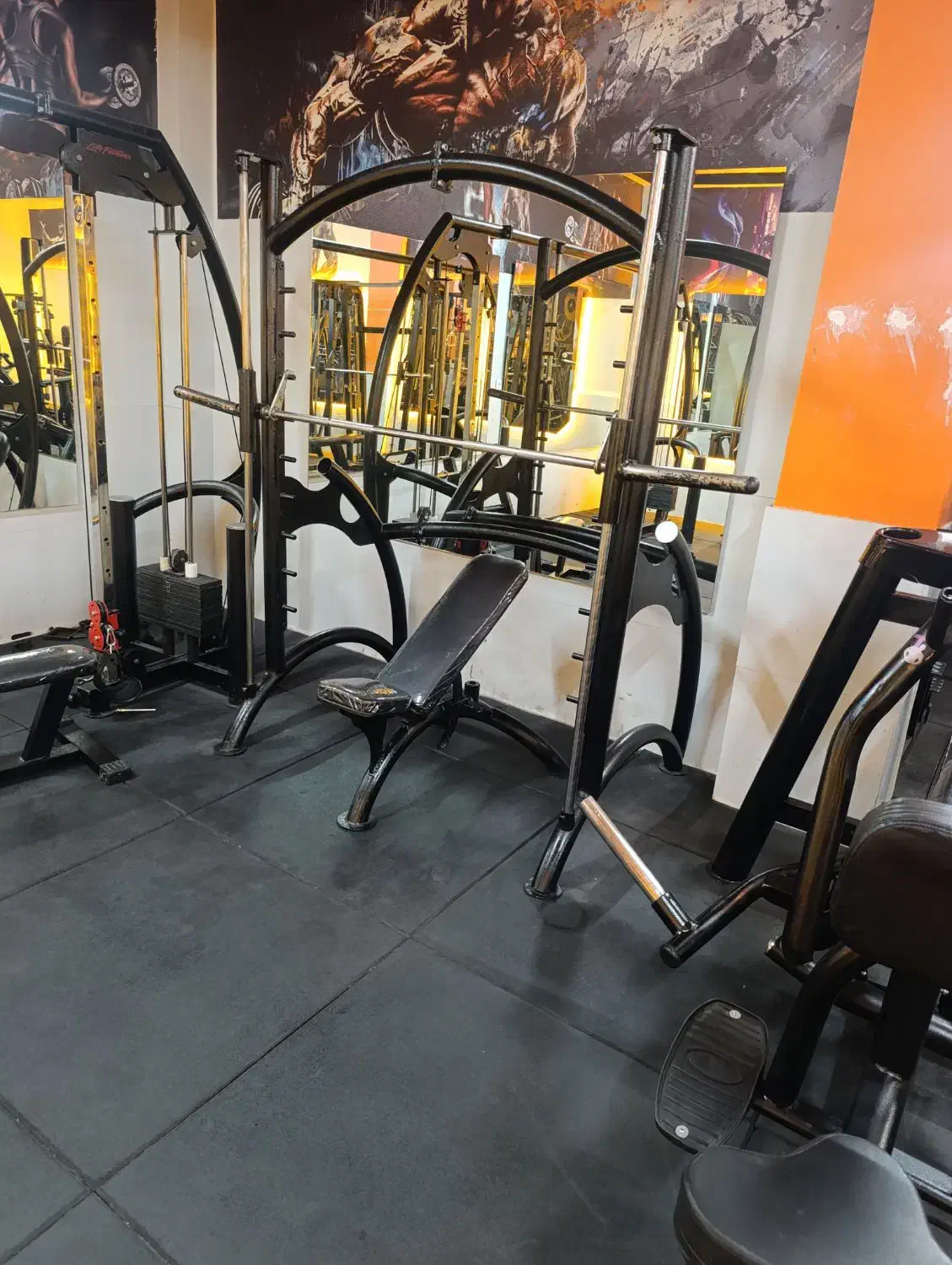 فروش دستگاه های بدنسازی در حد نو|تجهیزات ورزشی|پرند, فاز ۴|دیوار