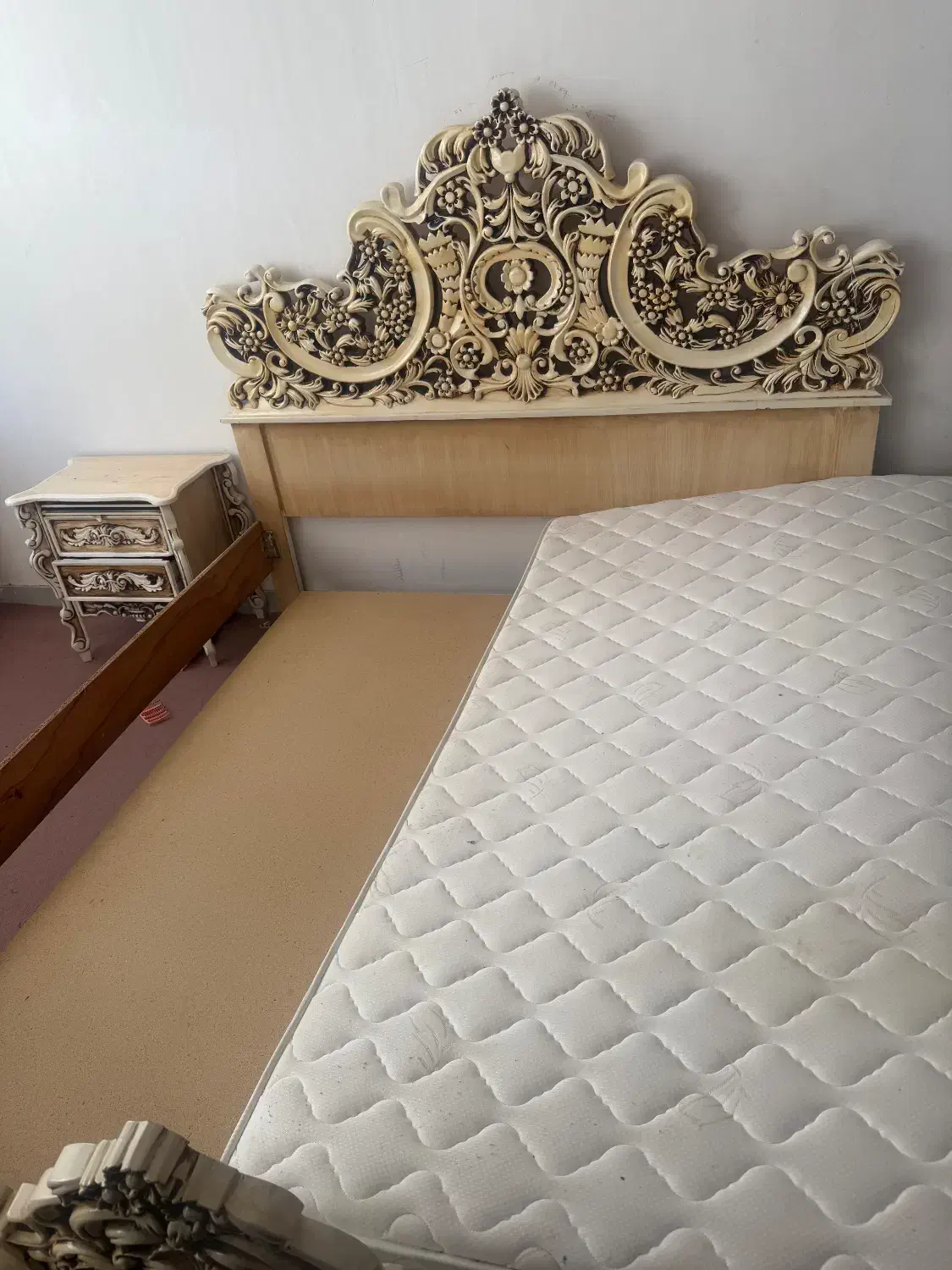 تخت|تخت و سرویس خواب|اردبیل, |دیوار