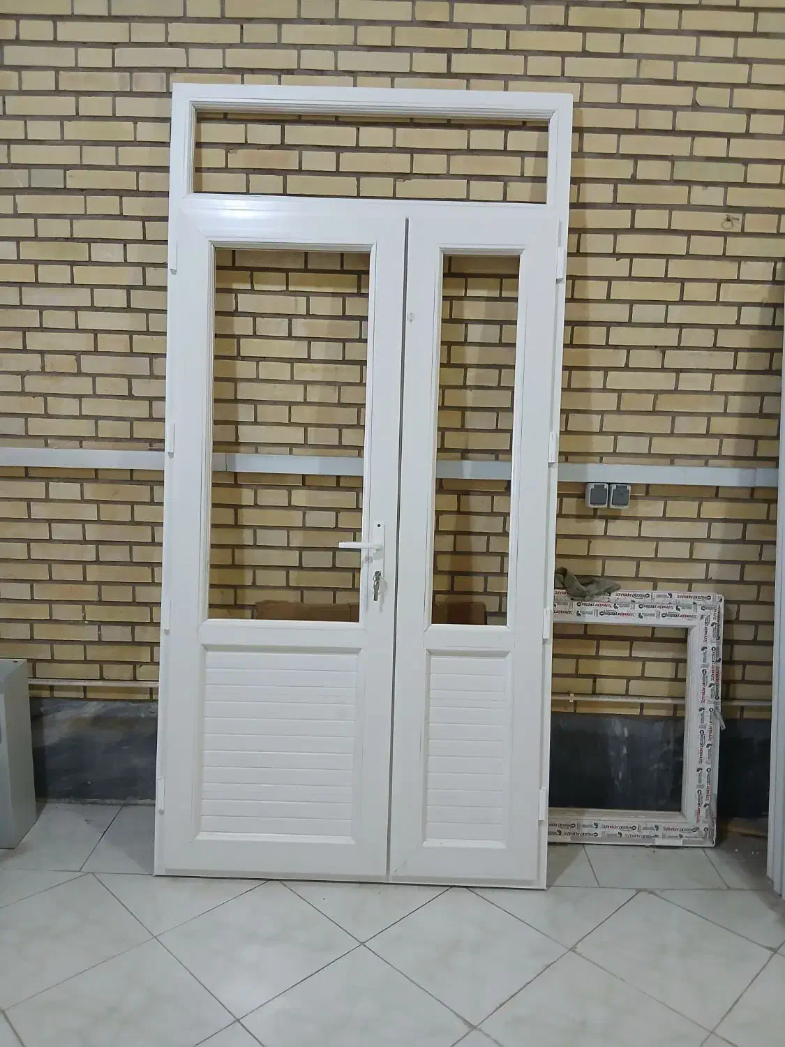 تعمیر و ریگلاژ و تولید درب و پنجره یو پی وی سی|خدمات پیشه و مهارت|اردبیل, |دیوار