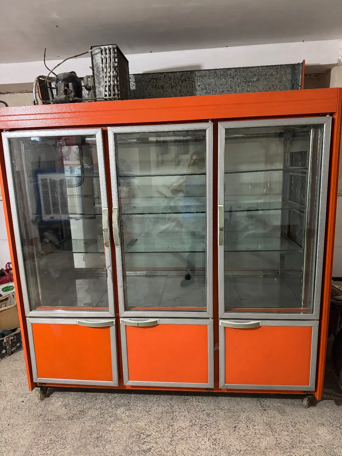 یخچال ۶ درب فروشگاهی سالم و کم کارکرد در حد|فروشگاه و مغازه|قدس, شهرقدس|دیوار