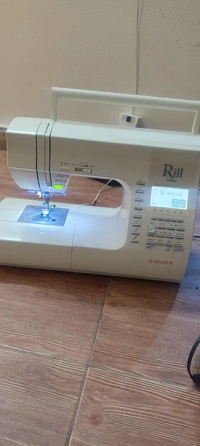 چرخ خیاطی|چرخ خیاطی و ریسندگی|شاهین‌شهر, شهرک گلدیس|دیوار