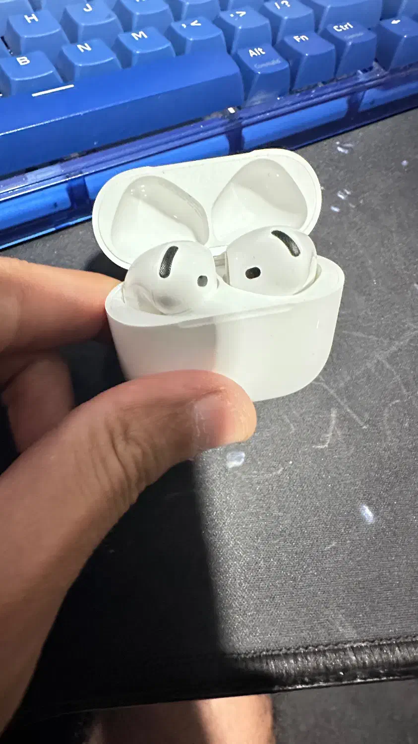 ایرپاد ۴ اصلی (anc)|لوازم جانبی موبایل و تبلت|شیراز, فرگاز|دیوار