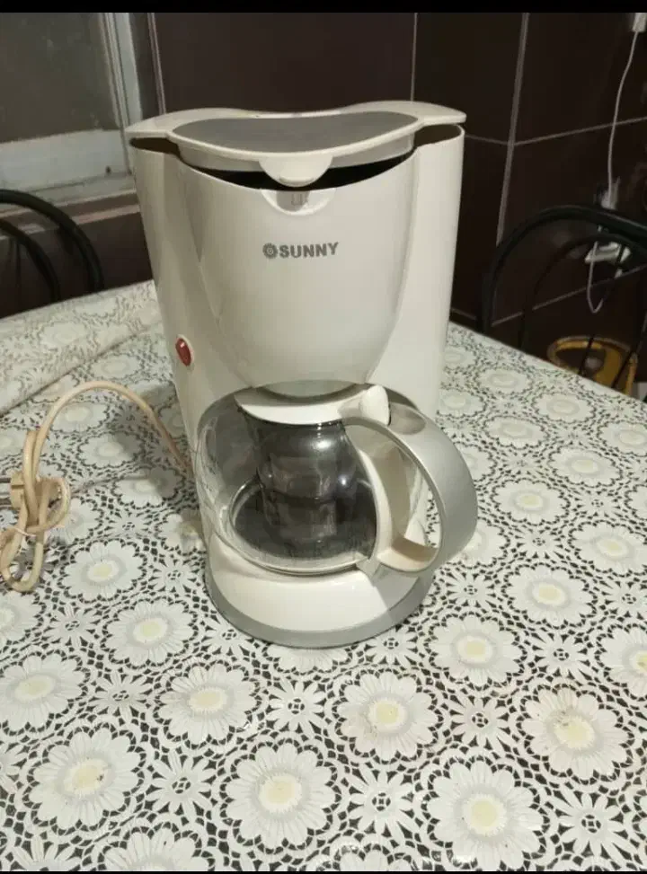 تلویزیون وقهوه ساز|تلویزیون و پروژکتور|کلارآباد, |دیوار