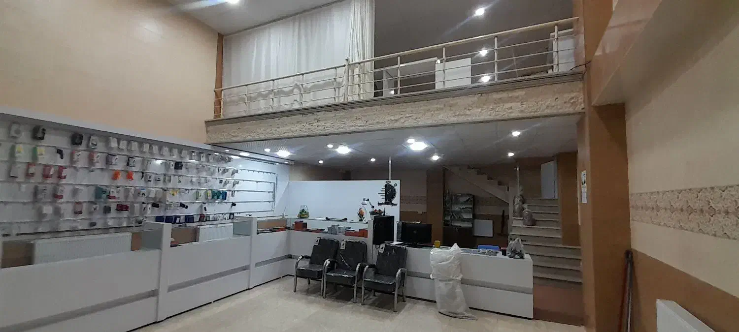 دکور و ویترین لوازم جانبی mdf و شیشه|فروشگاه و مغازه|پیرانشهر, |دیوار