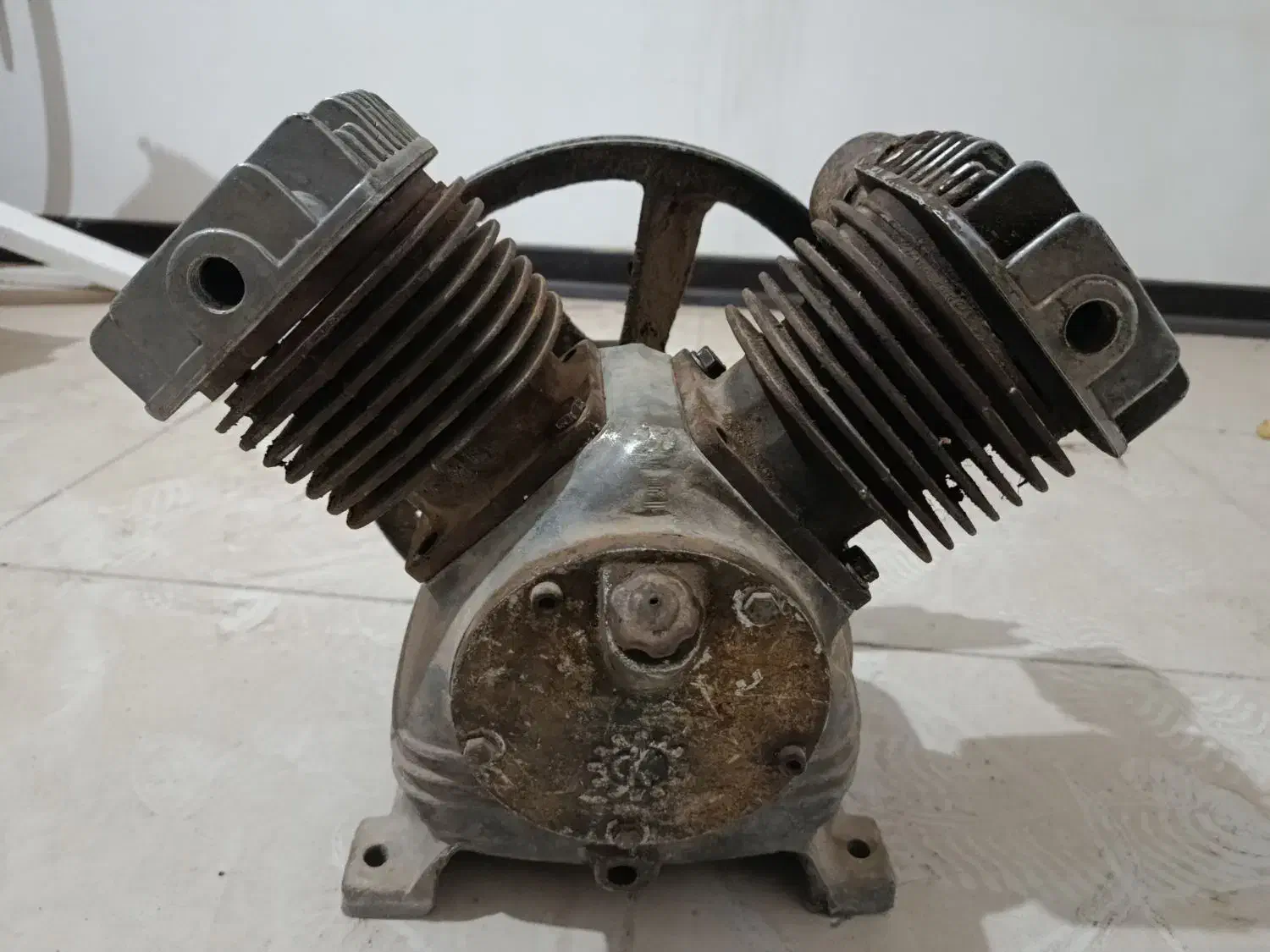 موتور باد دو سیلندر ایرانی خورجینی|ابزارآلات|اهواز, کوی مهدیس|دیوار