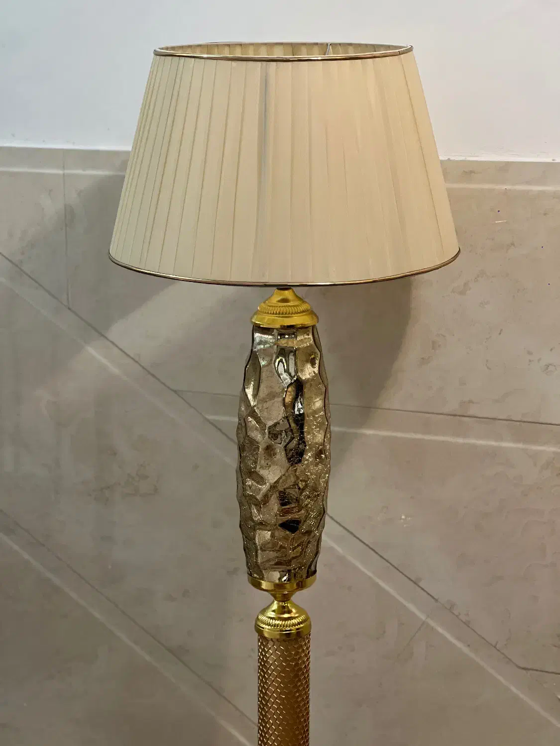 آباژور|چراغ خواب و آباژور|زنجان, |دیوار