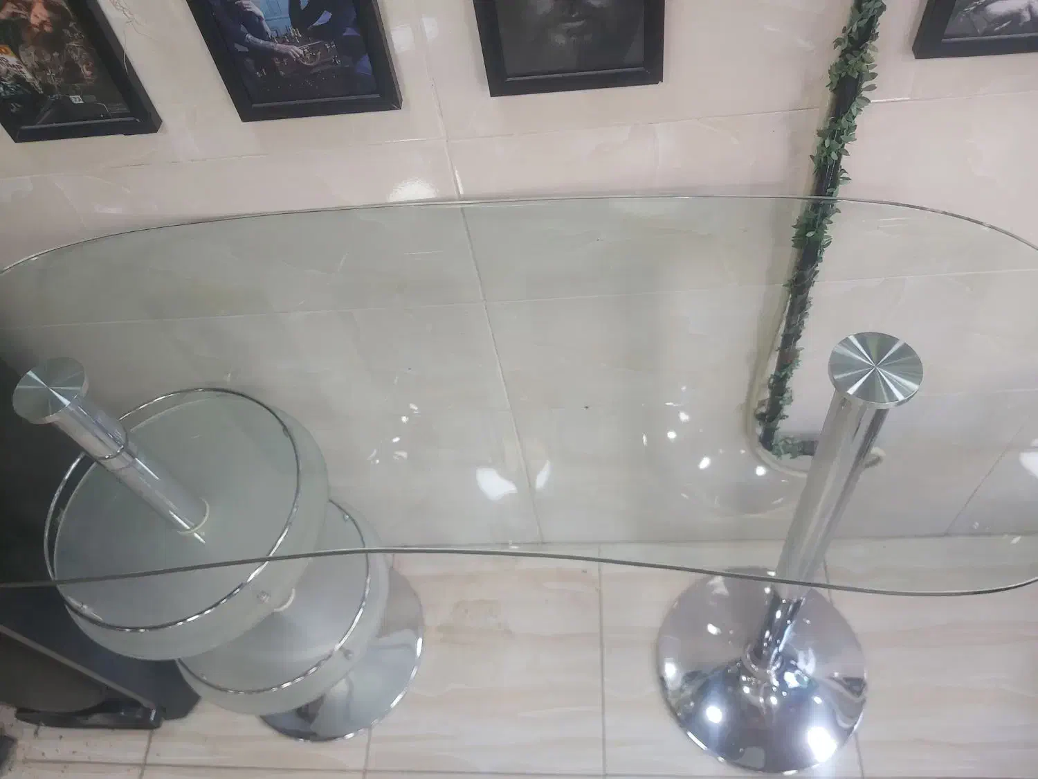 میز بارشیشه ای|بوفه، ویترین، کنسول|رشت, جهاد|دیوار