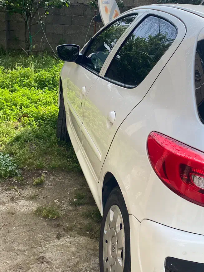 ۲۰۷ اتوماتیک مدل۹۸|خودرو سواری و وانت|تالش, تالش|دیوار