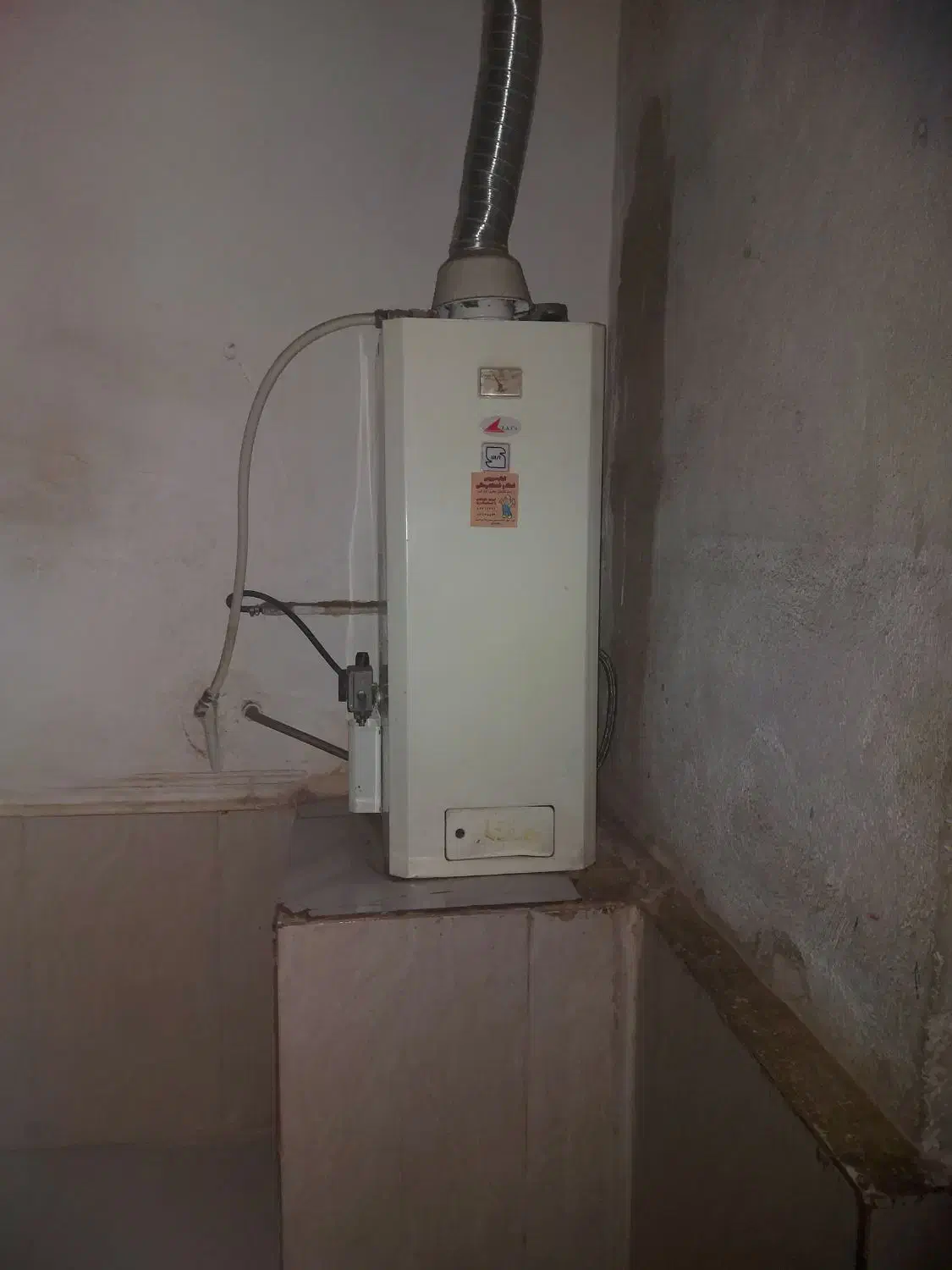 منزلی دوخوابه  درب حیاط جهت رهن و اجاره|اجارهٔ خانه و ویلا|شیراز, علی آباد|دیوار