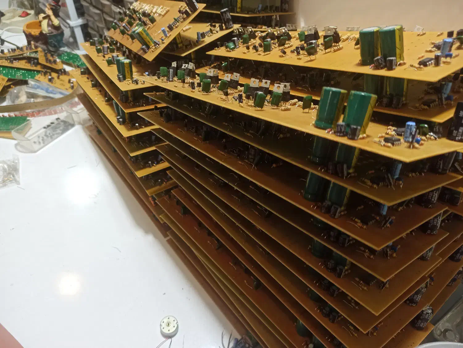 طراحی امپلی فایر|سیستم صوتی خانگی|پیر بکران, |دیوار