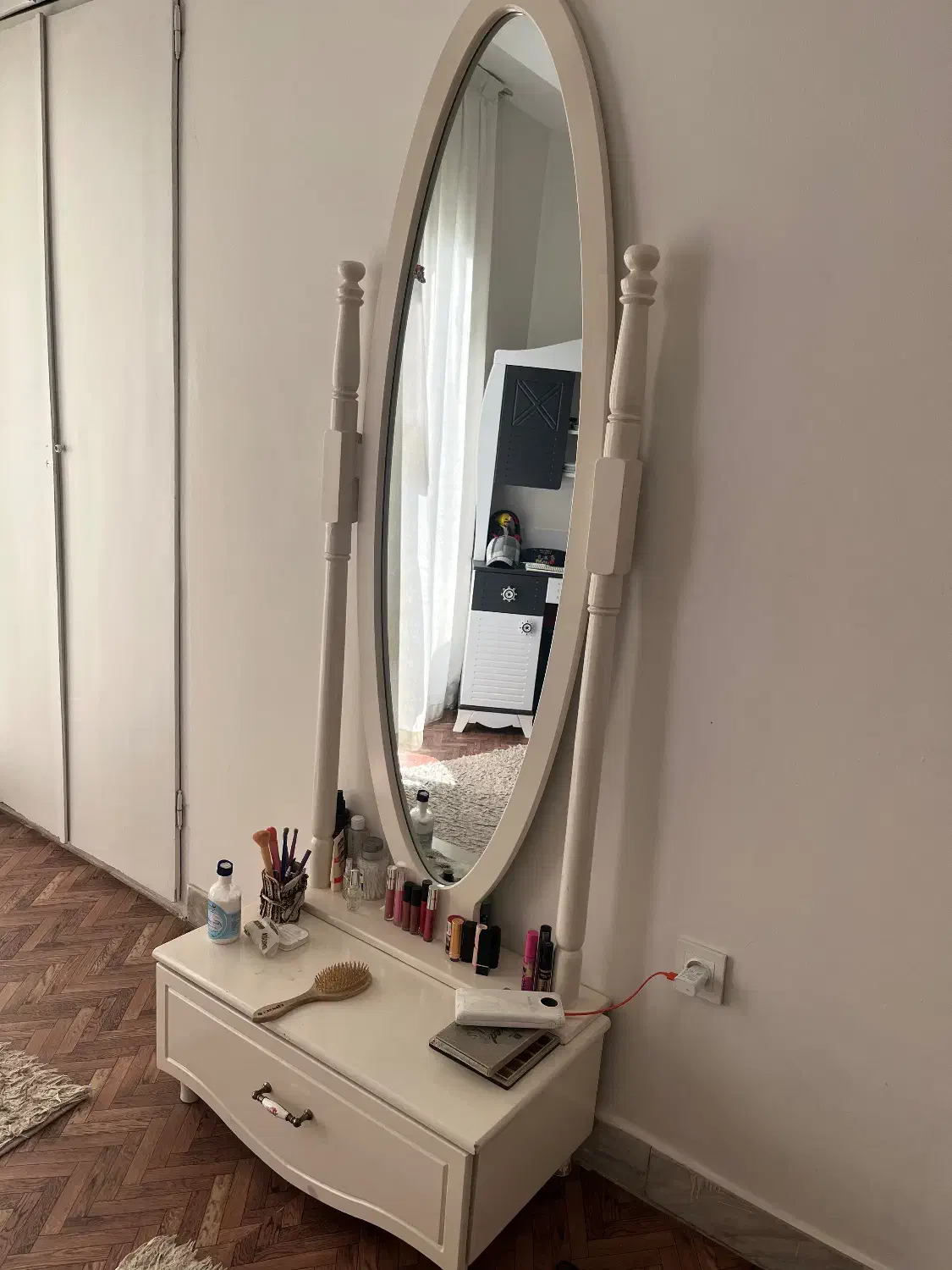 آیینه قدی و کشو در حد نو|جاکفشی، کمد، دراور|تهران, صادقیه|دیوار