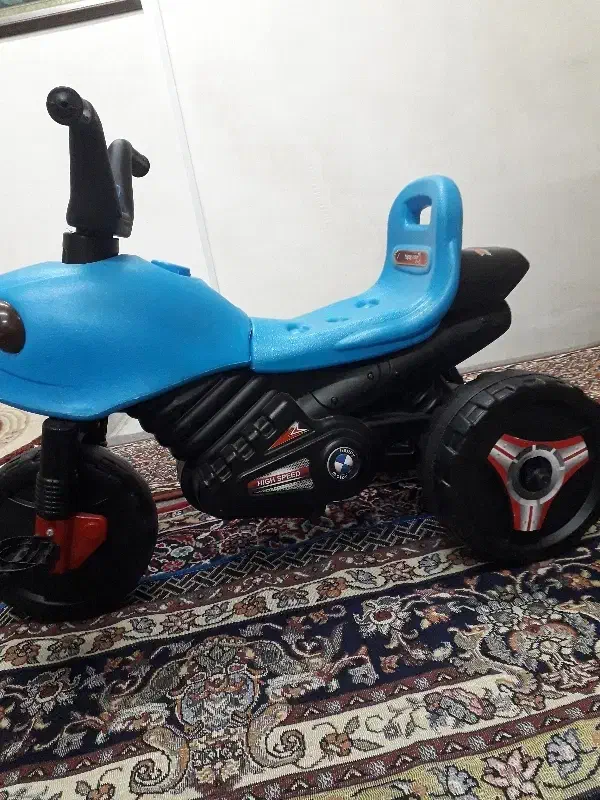 سه چرخه|دوچرخه، اسکیت، اسکوتر|رشت, کوی فکوری|دیوار