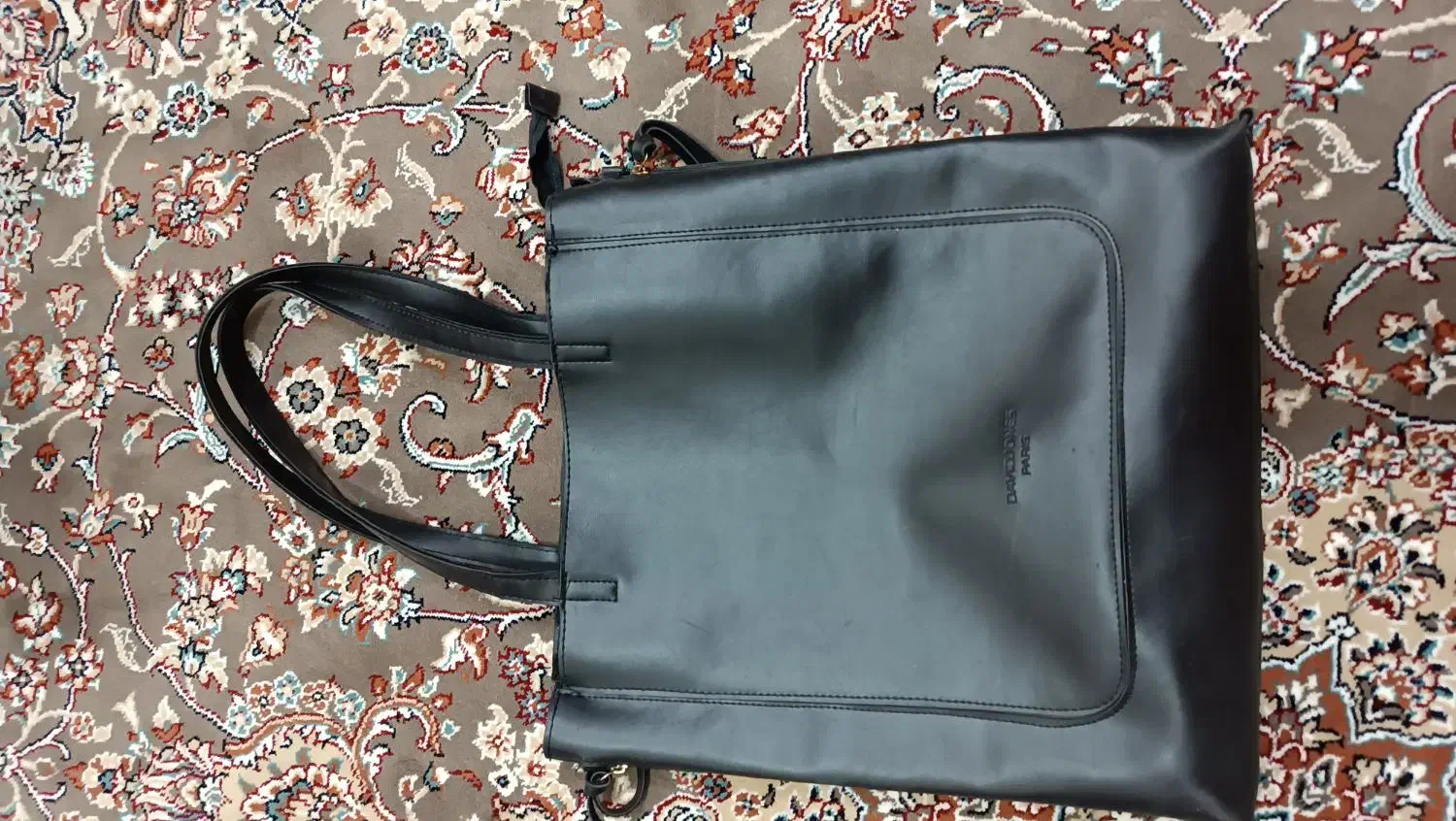 عروسکی|اسباب‌‌بازی|بروجرد, |دیوار