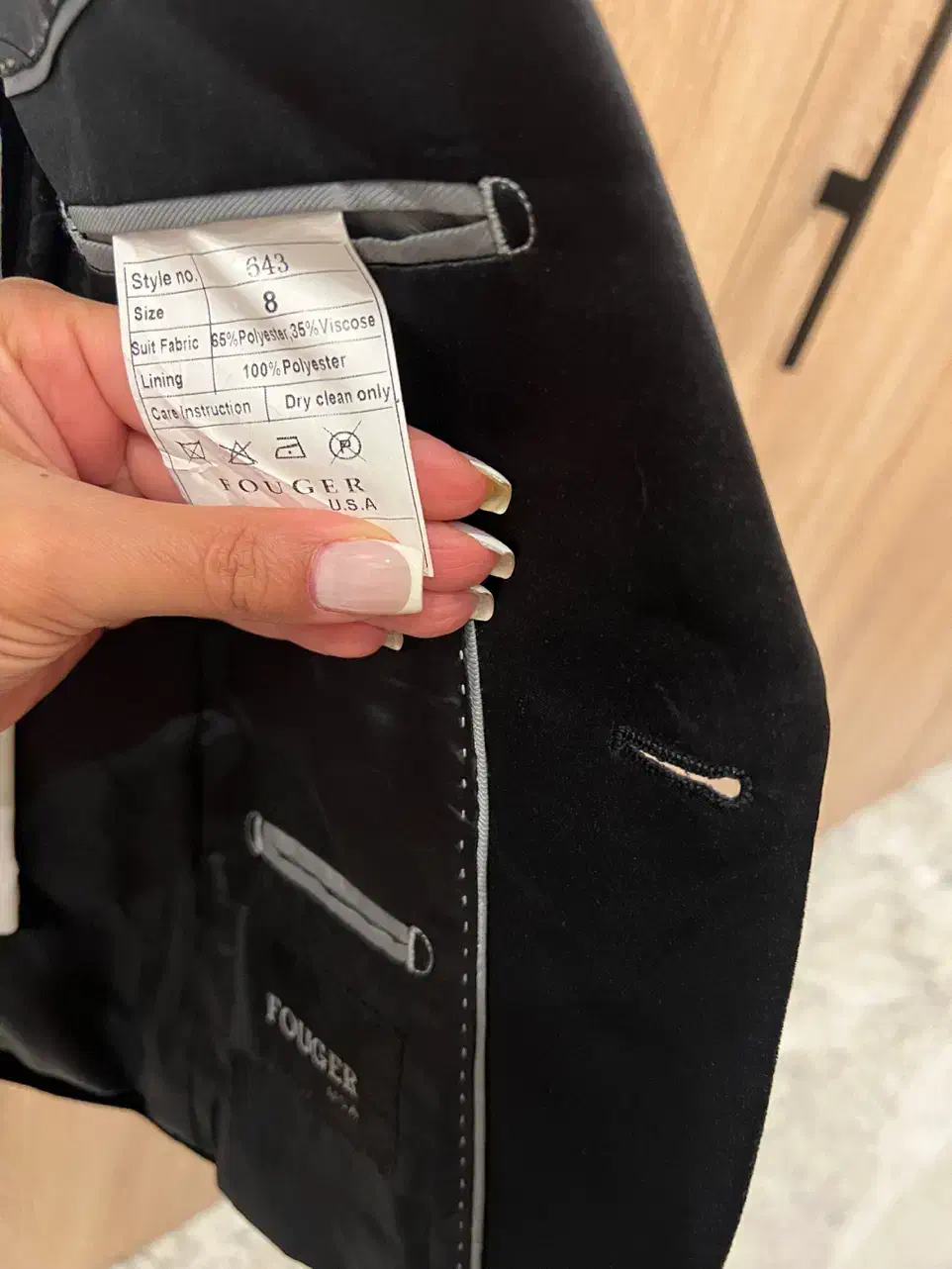 کت خارجی مخمل پسرانه مناسب ۷ تا ۹ سال|کفش و لباس بچه|تهران, پاسداران|دیوار