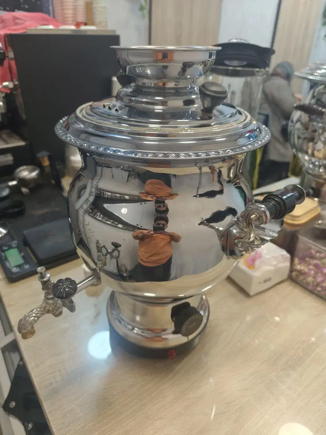 سماور برقی ۸ لیتری ایرانی زاد|سماور، چایساز، قهوهساز|زنجان, |دیوار