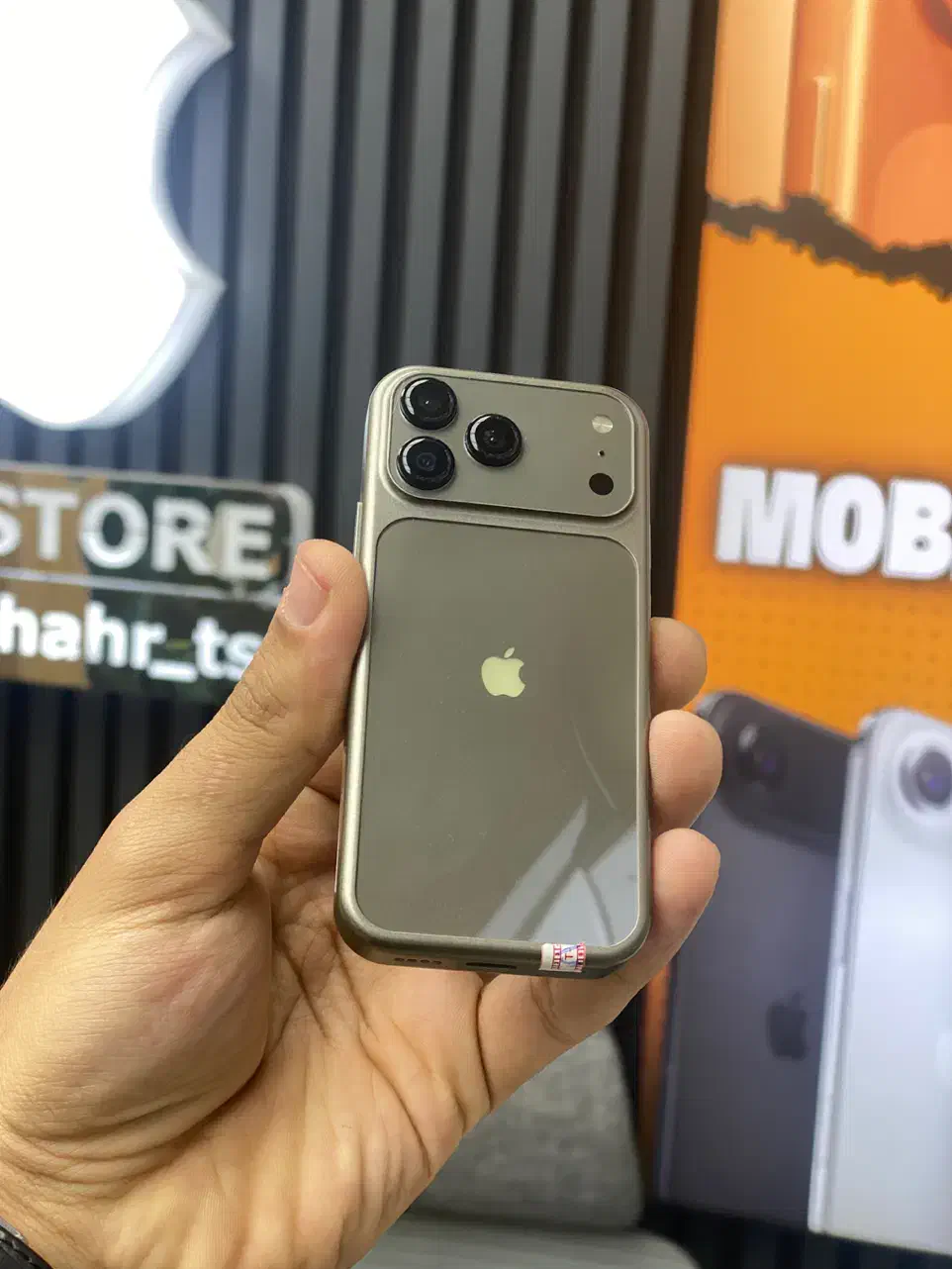 ۱۷ پرومکس مینی|موبایل|تهران, تهرانسر مرکزی|دیوار