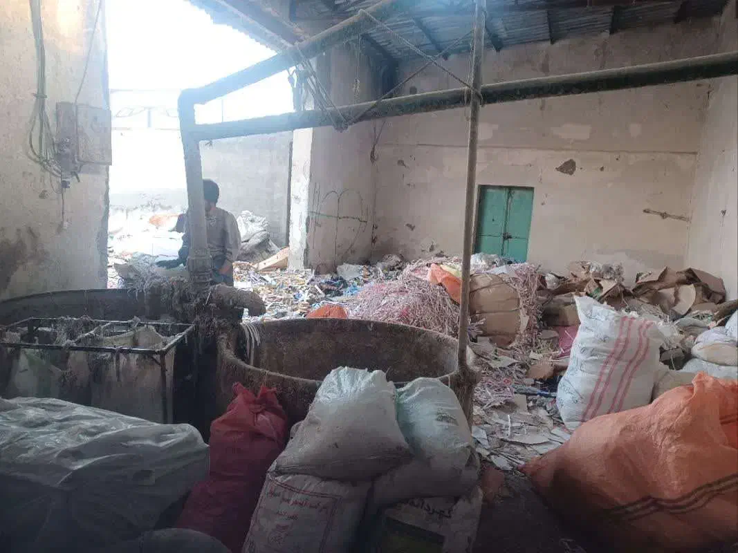 ضایعات کارتن فروشگاهی و کاغذ باطله|عمده‌فروشی|رضویه, |دیوار