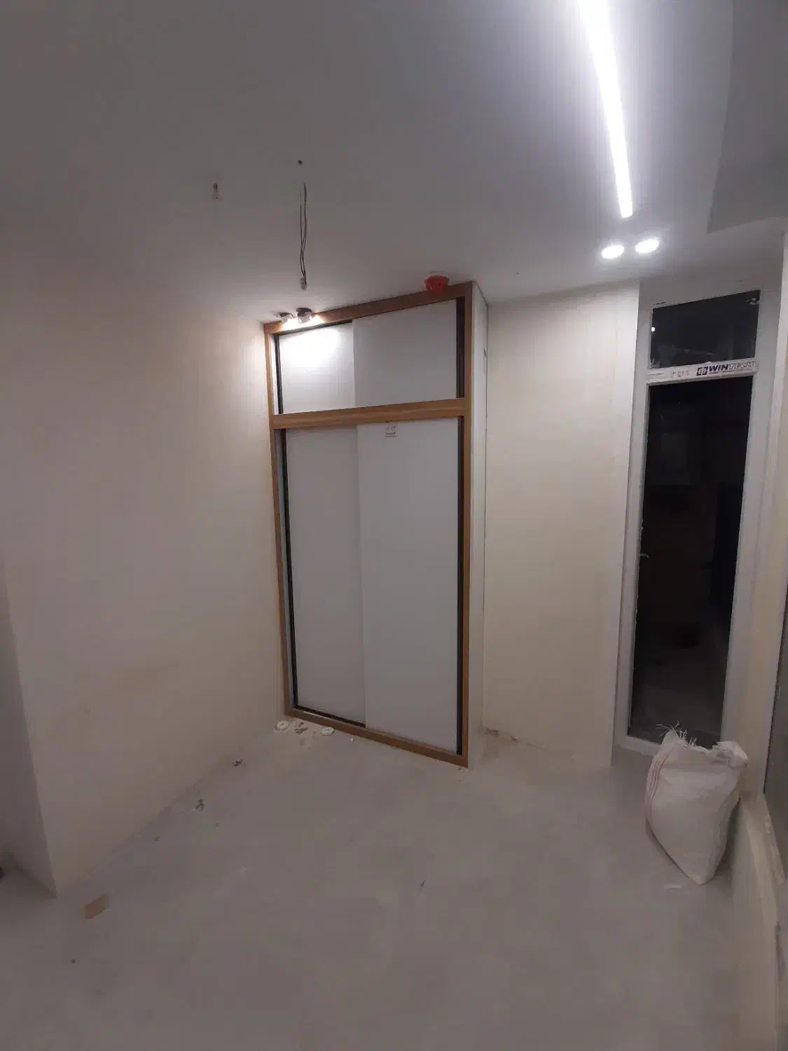 ۸۱مترنوسازکلید نخورده ط ۶ خ پیروزی بلوار نیکنام