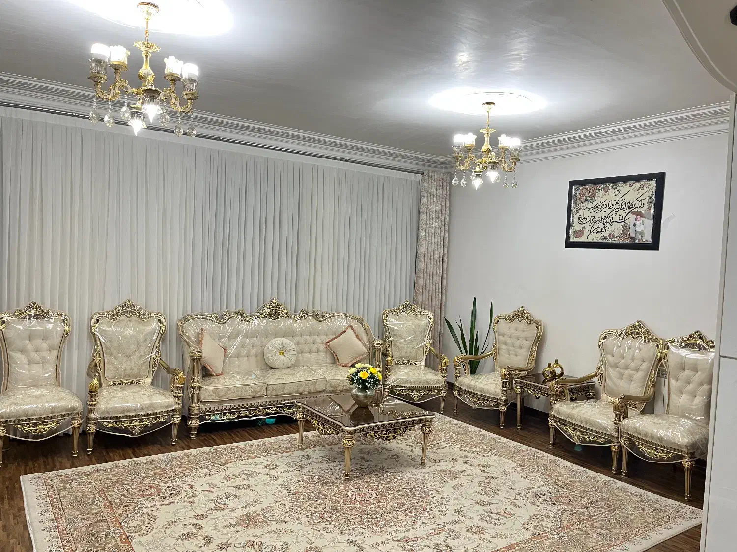 مبل سلطنتی ۹ نفره نو|مبلمان خانگی و میز عسلی|ایلام, |دیوار