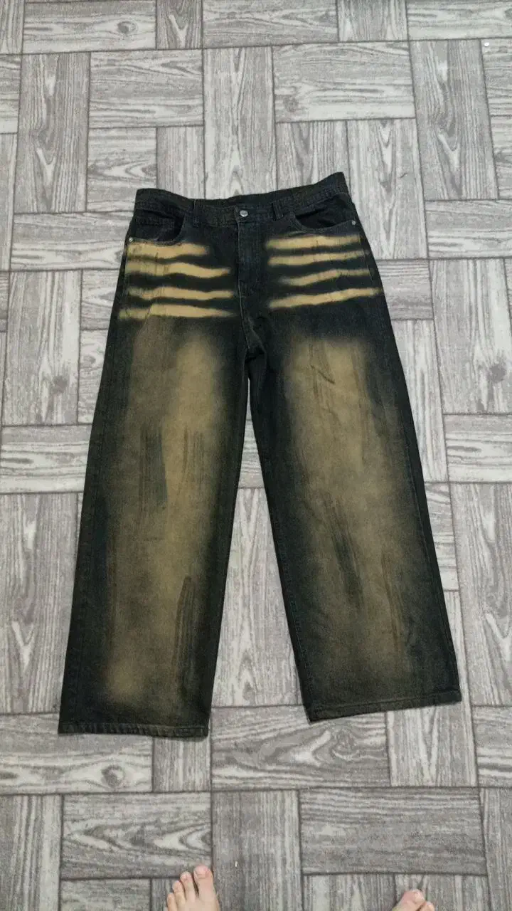 شلوار فول بگ|لباس|اهواز, فرودگاه|دیوار