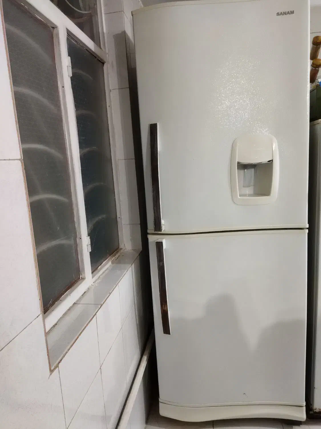 لوازم برقی|یخچال و فریزر|اشتهارد, |دیوار