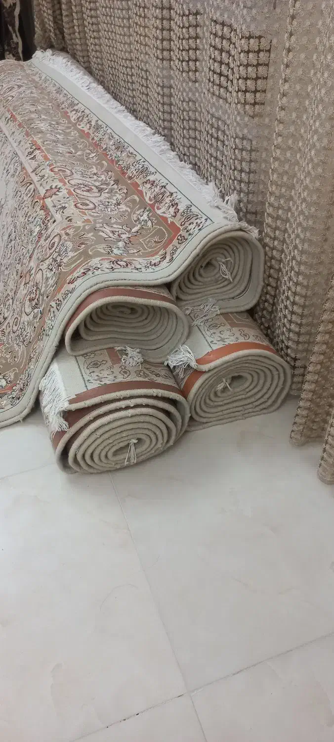 فرش ماشینی ۴تخته|فرش|خسروشاه, |دیوار