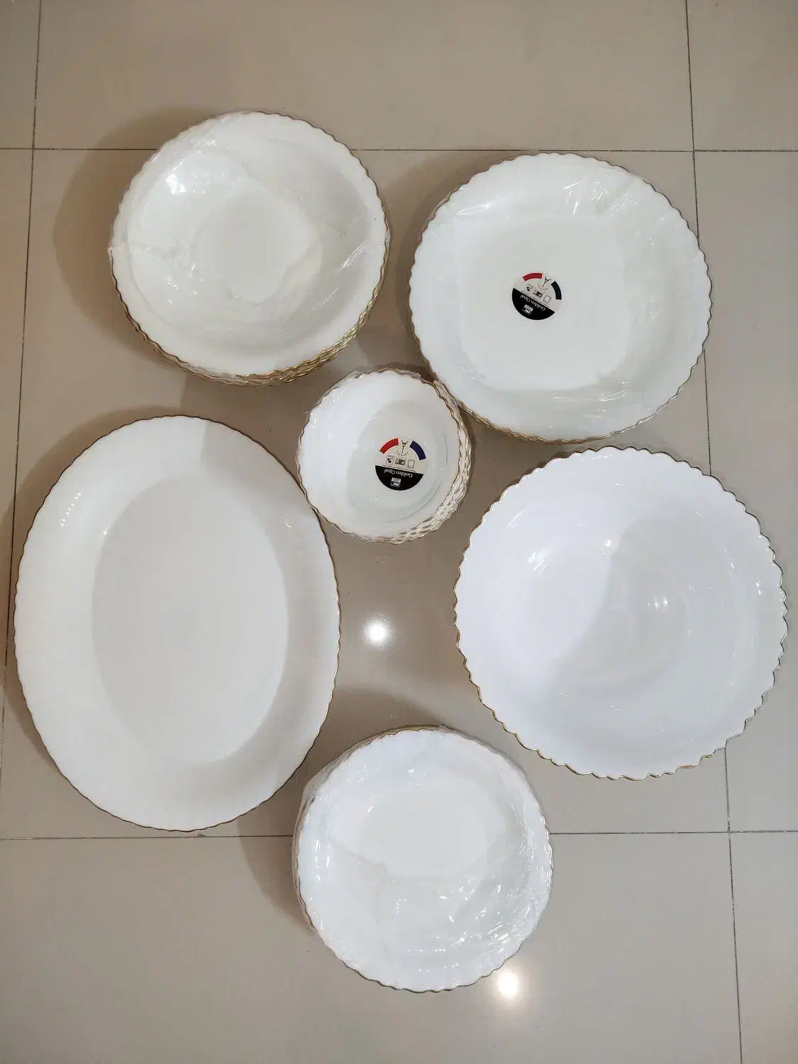 سرویس آرکوپال۲۶پارچه۶نفره گلدن اوپال لب طلایی جدید|ظروف سرو و پذیرایی|مشهد, امامیه (شهرک غرب)|دیوار