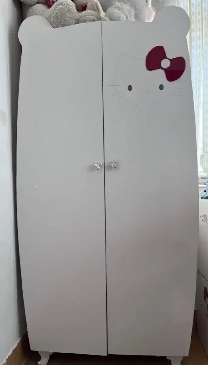 سرویس خواب کودک و نوجوان طرح کیتی|تخت و سرویس خواب|مراغه, |دیوار