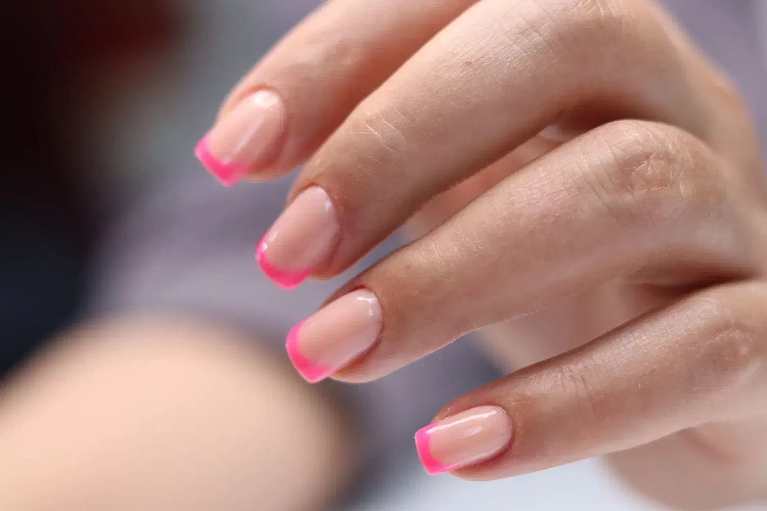 خدمات کاشت ناخن|خدمات آرایشگری و زیبایی|تهران, اختیاریه|دیوار