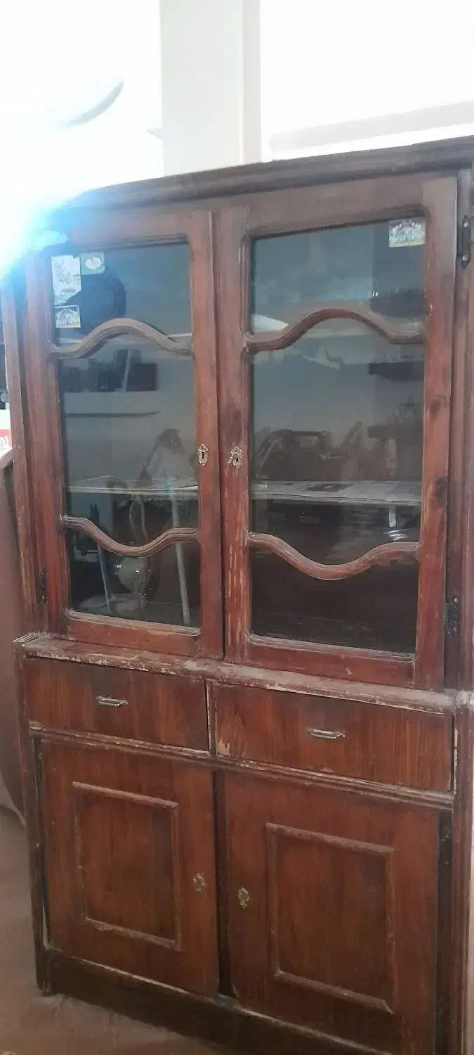 کمد چوبی|جاکفشی، کمد، دراور|اصفهان, جویباره|دیوار