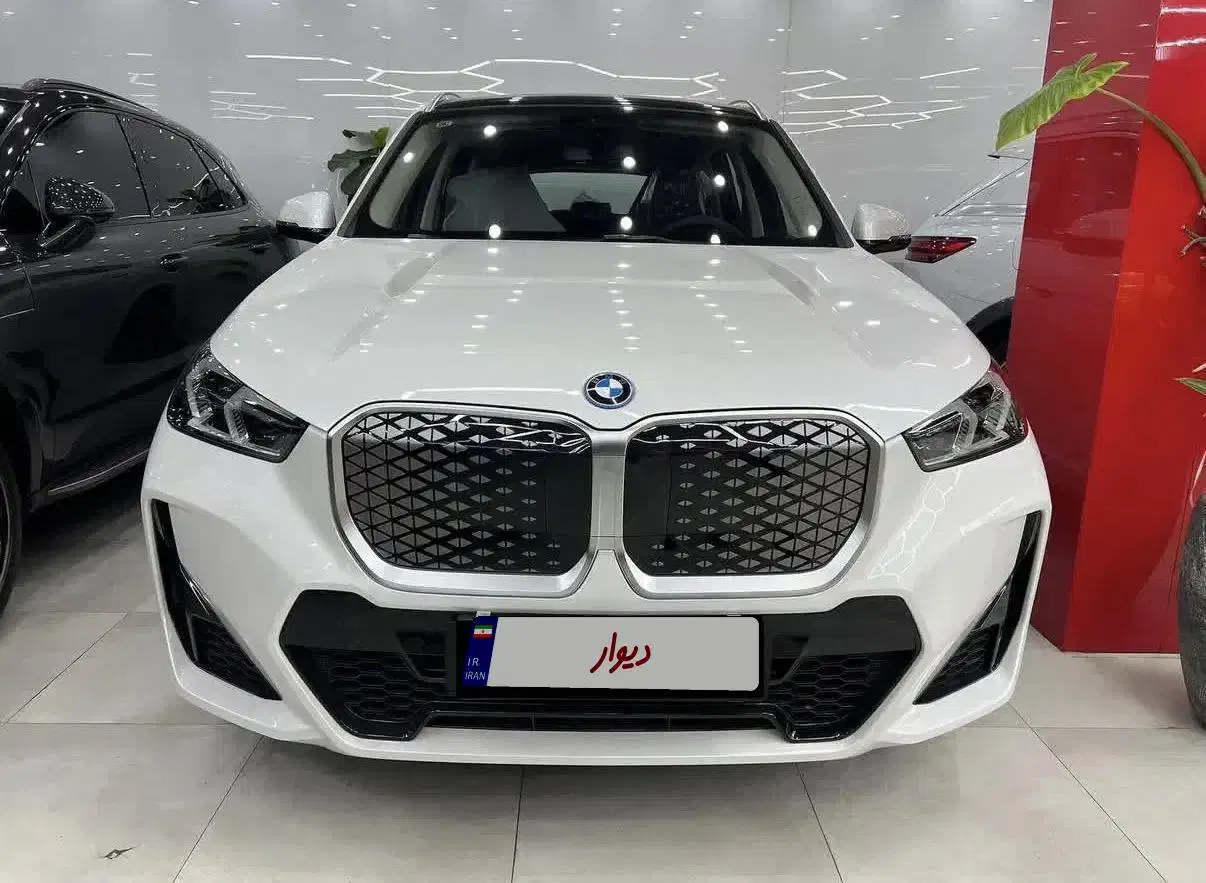 BMW Ix1 . 2025|خودرو سواری و وانت|تهران, ولنجک|دیوار