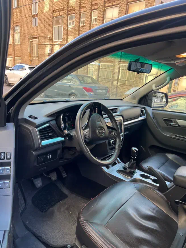 t8 مشکی|خودرو سواری و وانت|اراک, |دیوار