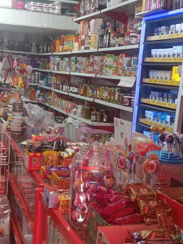 اجاره مغازه سوپر مارکتی|اجارهٔ مغازه و غرفه|شیراز, قالیشویی|دیوار