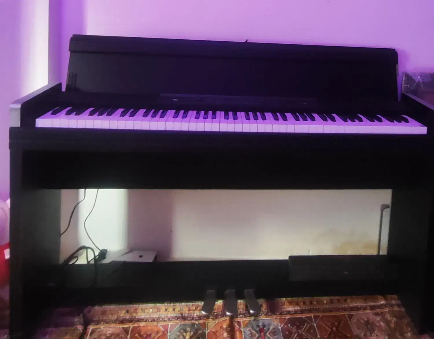 فروش یک دستگاه پیانو برند KORG|پیانو، کیبورد، آکاردئون|بندرعباس, |دیوار