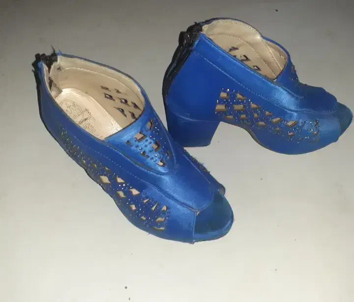 کفش مجلسی بچگانه|کیف، کفش، کمربند|بیرجند, |دیوار