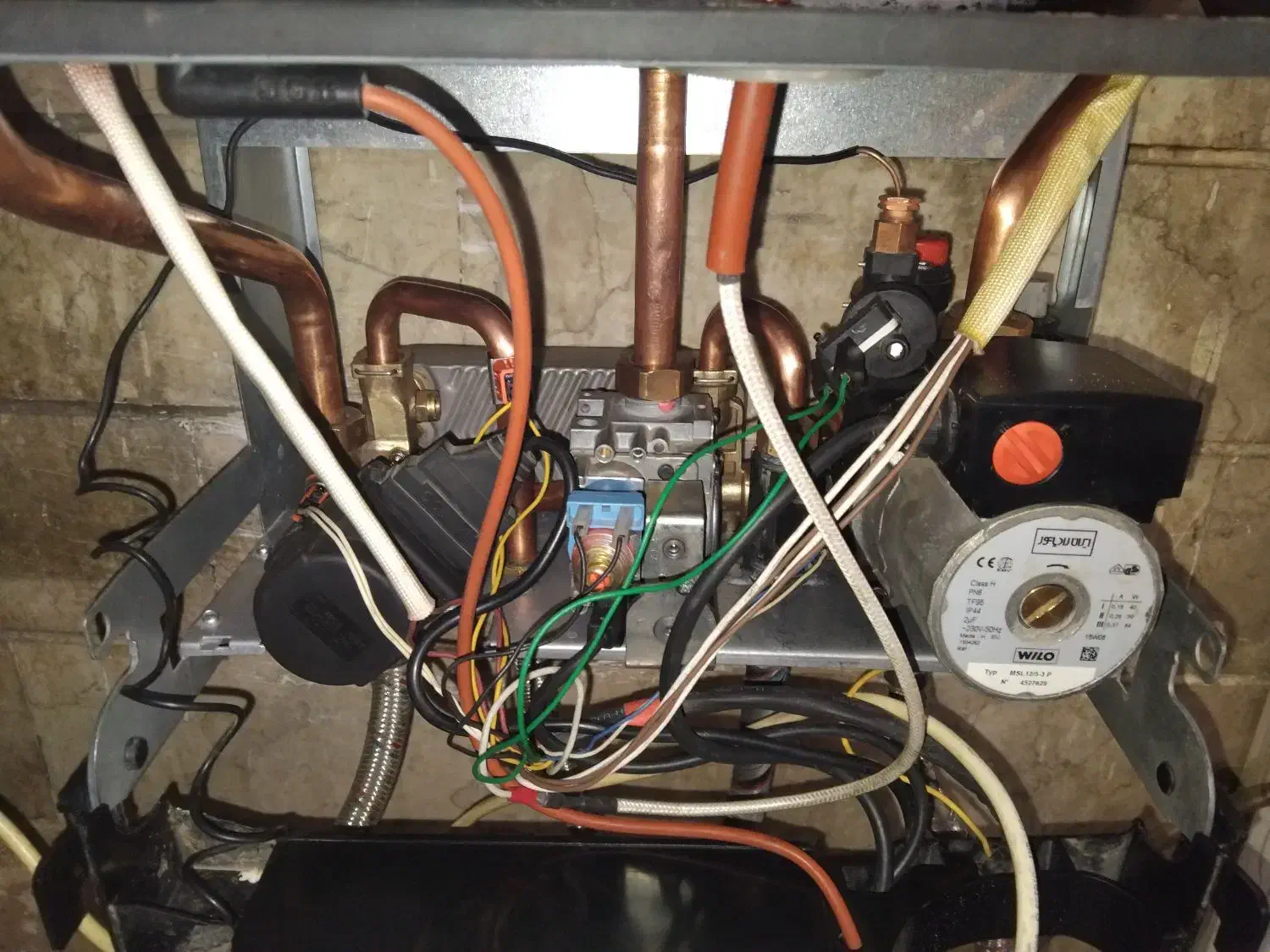 تعمیرات و نصب و سرویس پکیج دیواری|خدمات پیشه و مهارت|تهران, ستارخان|دیوار